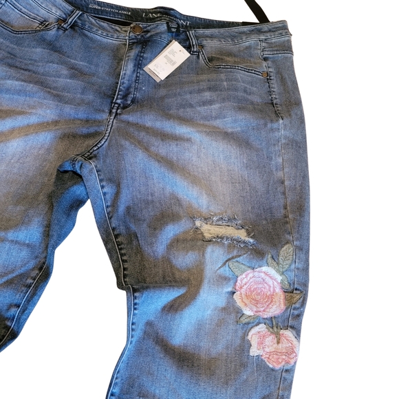 Lane Bryant Mid-Rise Super Stretch Ankle Jeans Distressed With Floral Design - Picture 3 of 15